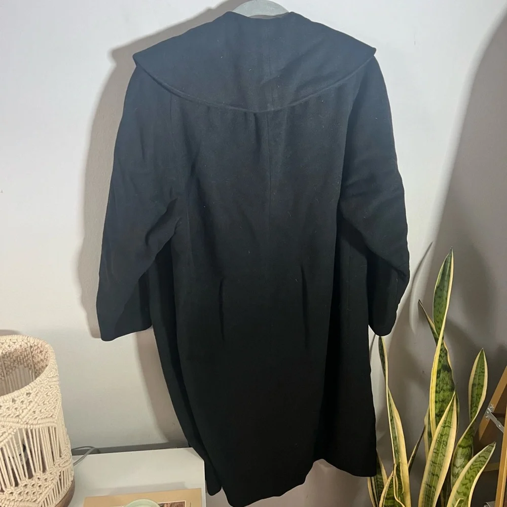 Vintage Women’s 50’s Imported Cashmere Coat - Picture 2 of 5